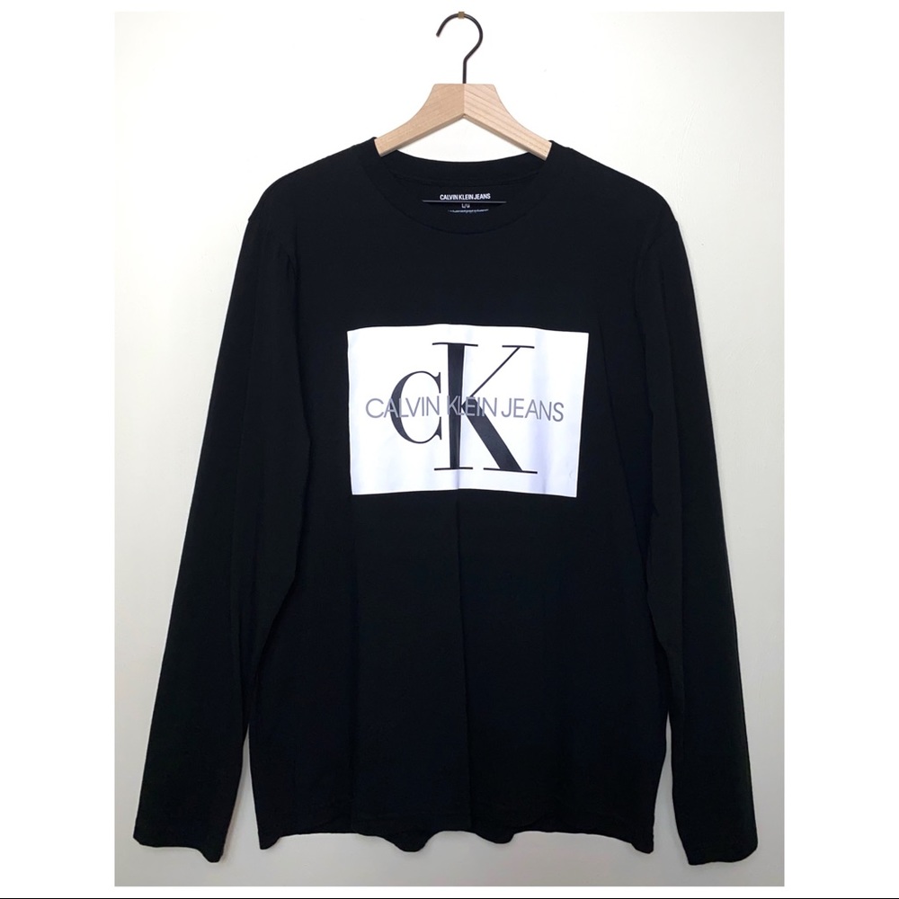 Calvin Klein / Long Sleeve Logo Tee (NWOT)